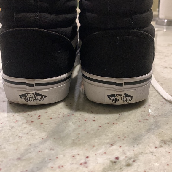 Vans SK8-HI Almost New! - Picture 6 of 8